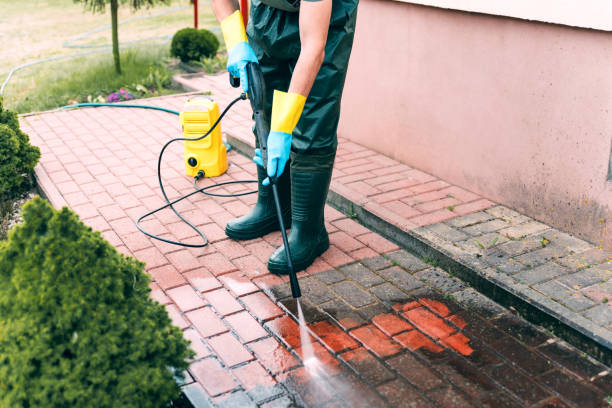Why Choose Our Certified Pressure Washing Experts for Your Project Needs in Hainesville, IL?